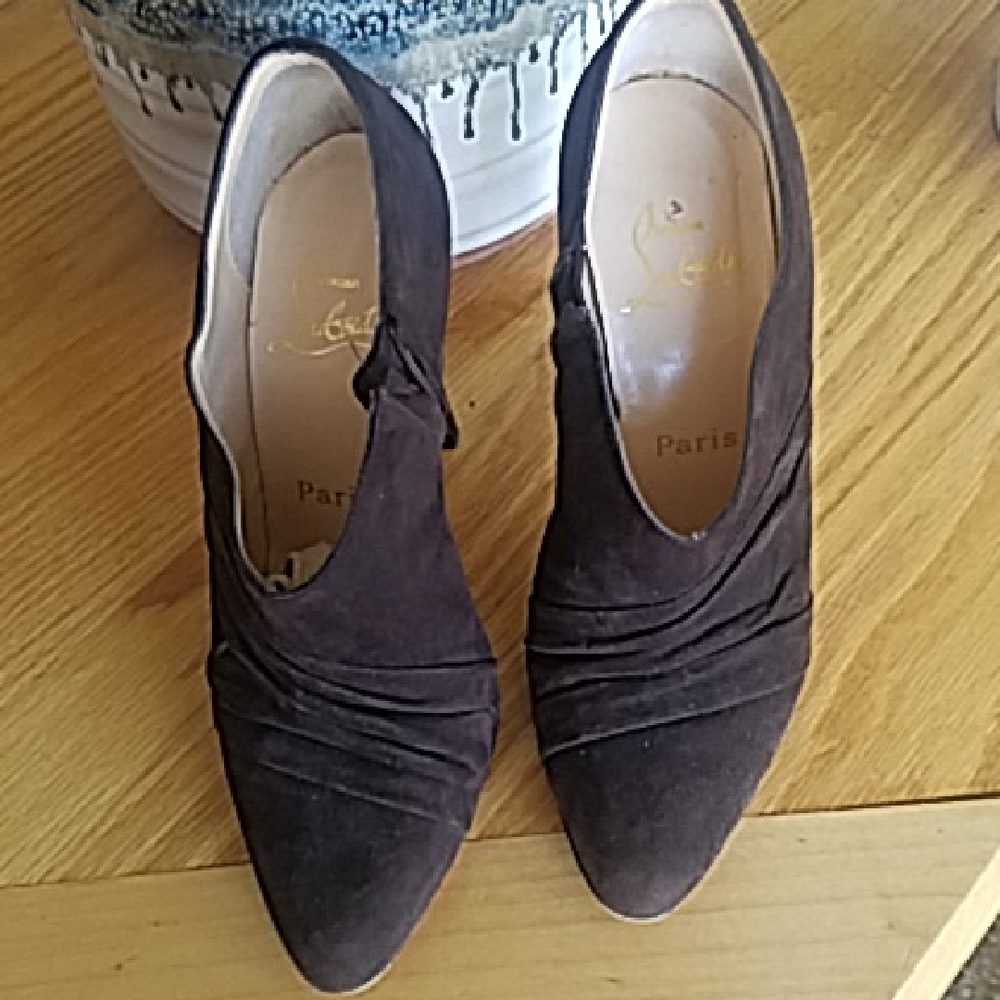 Christian Louboutin Heels Sz 37 - Picture 5 of 9